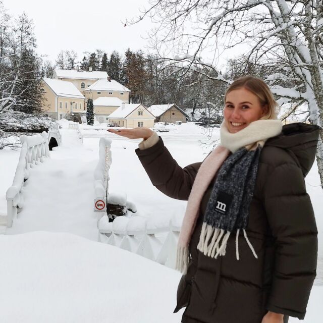 There’s many reasons to love winter, maybe it’s the snow days, the delicious taste gingerbread or the anticipation of the holidays.

.
.

#puhkaeestis #visitviru #lovethisplace #vihulamanor #eestissearmunud #wintermood #winterwibes #visitlahemaa